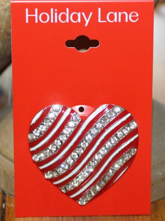 Holiday Lane Jewelry - NWT Holiday Lane Crystal Bling Heart Brooch